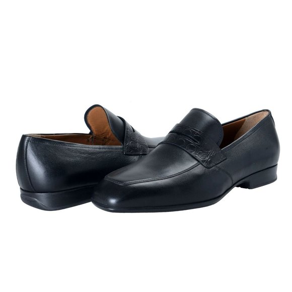 Salvatore Ferragamo \
